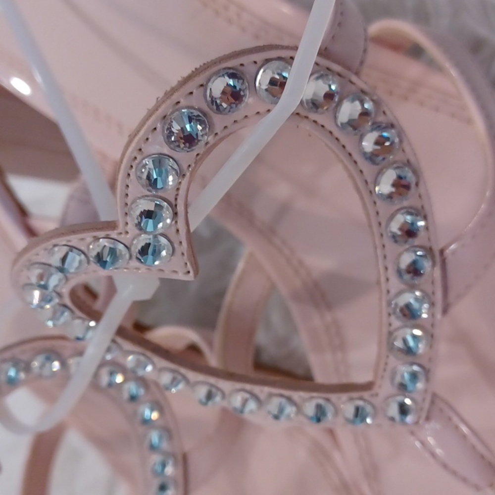 Gianni Bini Blush Pink Patent Crystal Bow Heeled Sandals - Picture 4 of 13